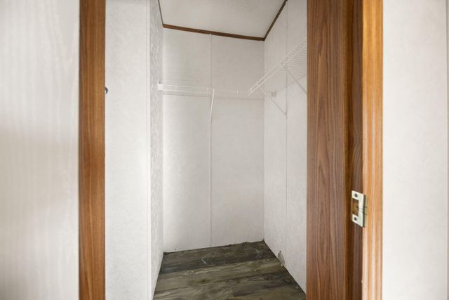 324 Lawless Lane, Jamestown, KY 42629