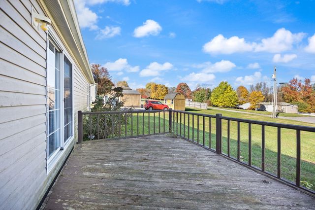 324 Lawless Lane, Jamestown, KY 42629