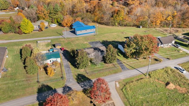 324 Lawless Lane, Jamestown, KY 42629