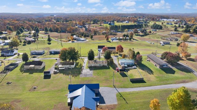 324 Lawless Lane, Jamestown, KY 42629