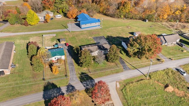 324 Lawless Lane, Jamestown, KY 42629