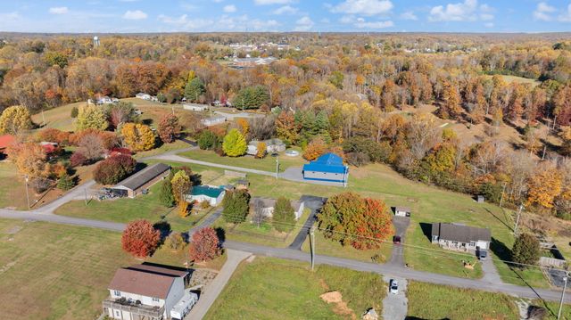 324 Lawless Lane, Jamestown, KY 42629