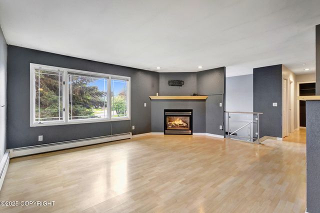 7810 Mae Rene Circle, Anchorage, AK 99502