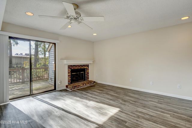 2029 Eastwood Road Apt 116, Wilmington, NC 28403