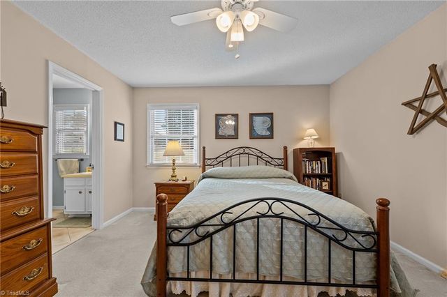 404 Hassellwood Drive, Jamestown, NC 27282