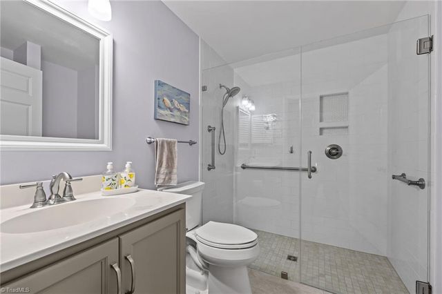 404 Hassellwood Drive, Jamestown, NC 27282