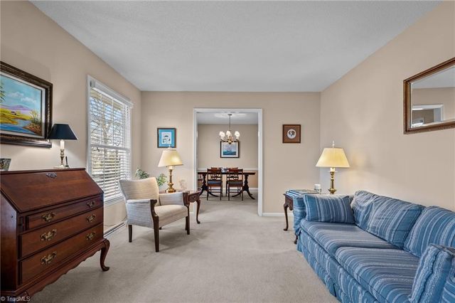 404 Hassellwood Drive, Jamestown, NC 27282