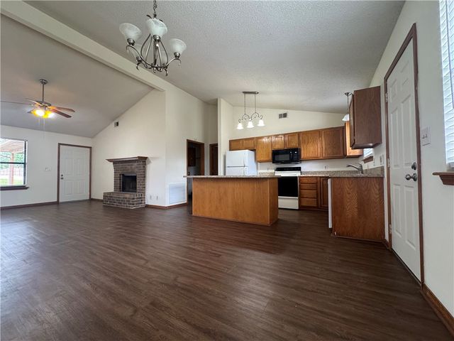 1503 S 13th Street, Rogers, AR 72758