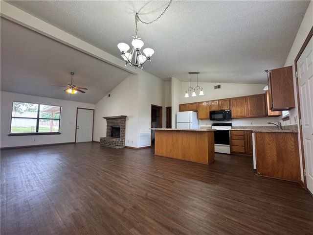 1503 S 13th Street, Rogers, AR 72758