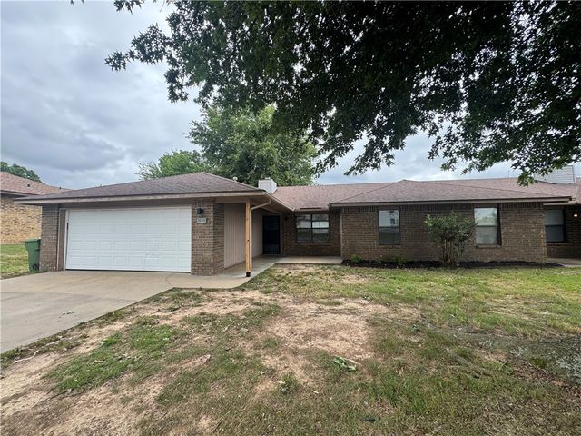 1503 S 13th Street, Rogers, AR 72758
