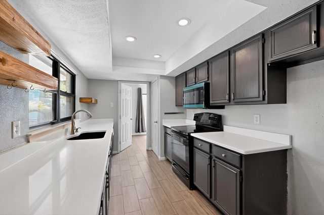 944 Mossvine Drive, Plano, TX 75023