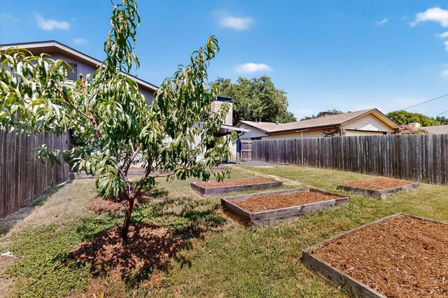 944 Mossvine Drive, Plano, TX 75023