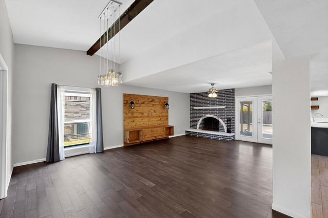 944 Mossvine Drive, Plano, TX 75023