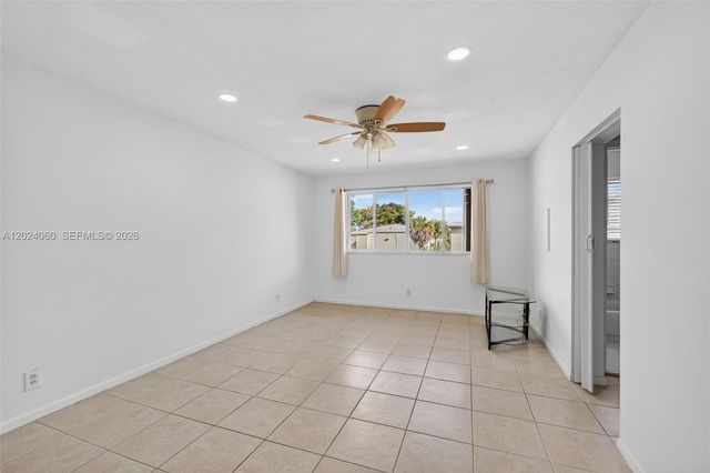 5843 Woodlands Blvd 5843, Tamarac, FL 33319