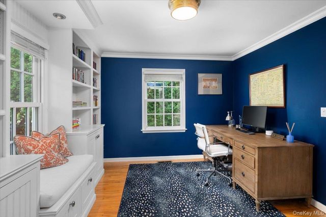1 Elm Avenue, Larchmont, NY 10538