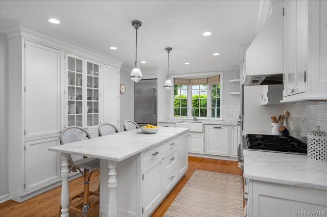 1 Elm Avenue, Larchmont, NY 10538
