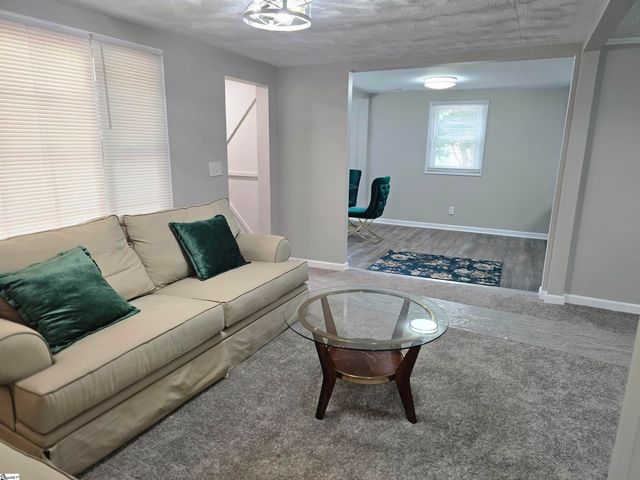 190 Fuller Road, Spartanburg, SC 29306