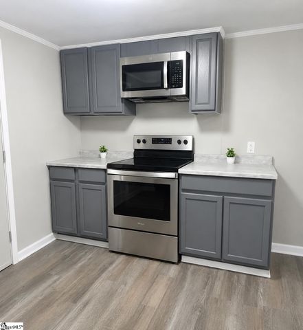 190 Fuller Road, Spartanburg, SC 29306