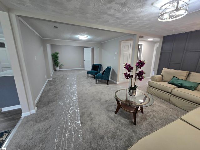 190 Fuller Road, Spartanburg, SC 29306