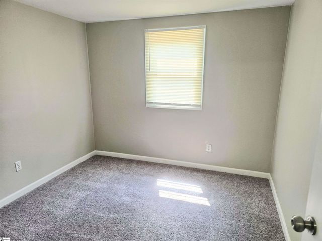 190 Fuller Road, Spartanburg, SC 29306