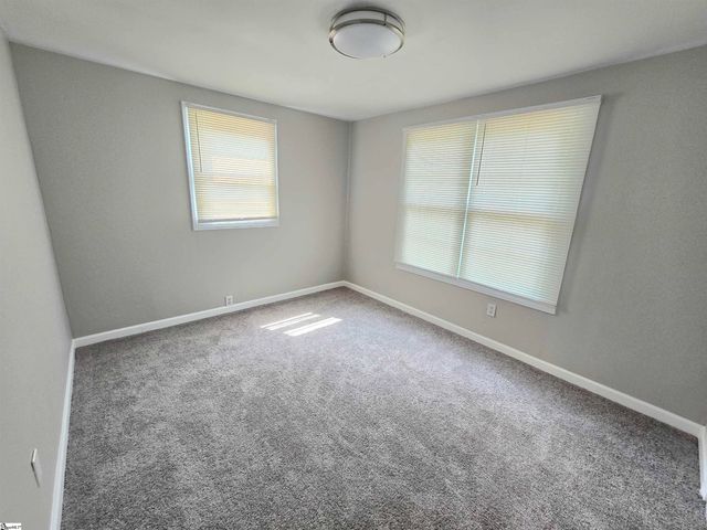 190 Fuller Road, Spartanburg, SC 29306