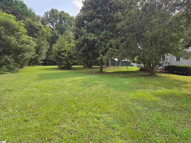 190 Fuller Road, Spartanburg, SC 29306