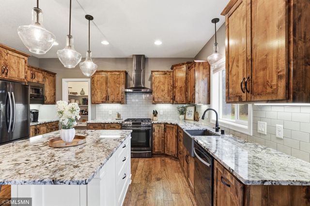 9109 254th Court NE, Stacy, MN 55079