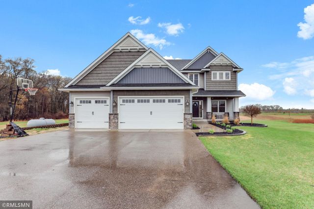 9109 254th Court NE, Stacy, MN 55079