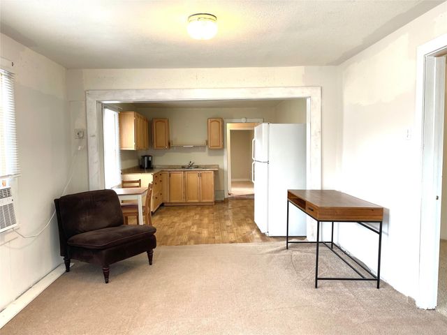 1828 W Mill Street SW, New Braunfels, TX 78130