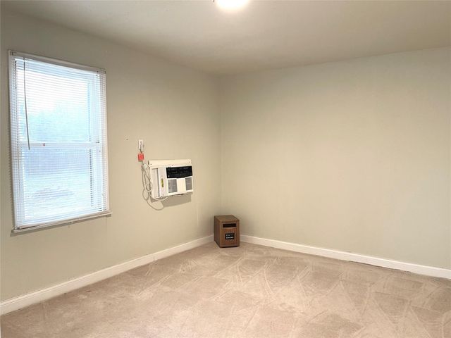 1828 W Mill Street SW, New Braunfels, TX 78130