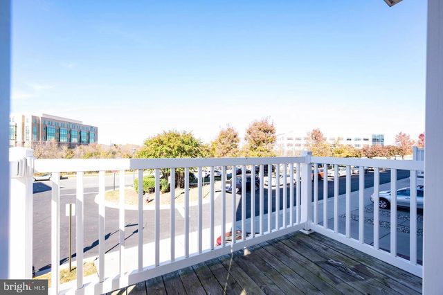 42183 SHORECREST TER, Aldie, VA 20105