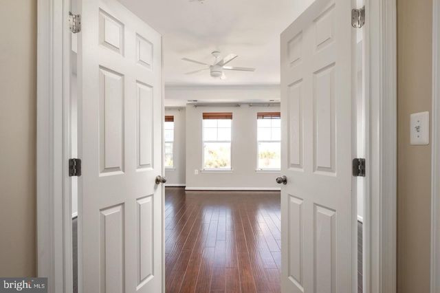 42183 SHORECREST TER, Aldie, VA 20105