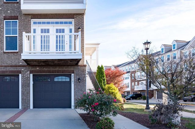 42183 SHORECREST TER, Aldie, VA 20105