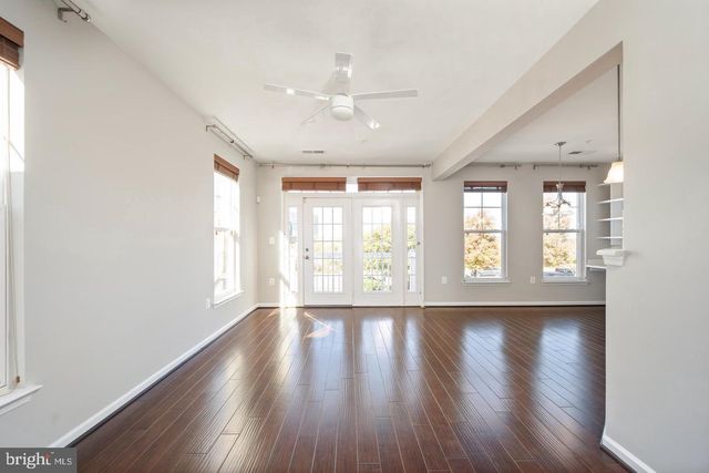 42183 SHORECREST TER, Aldie, VA 20105