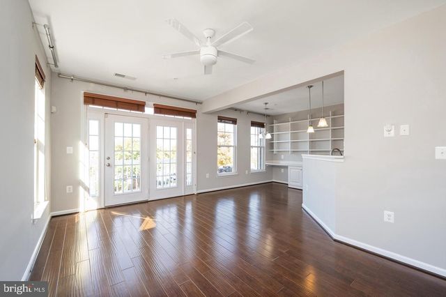42183 SHORECREST TER, Aldie, VA 20105