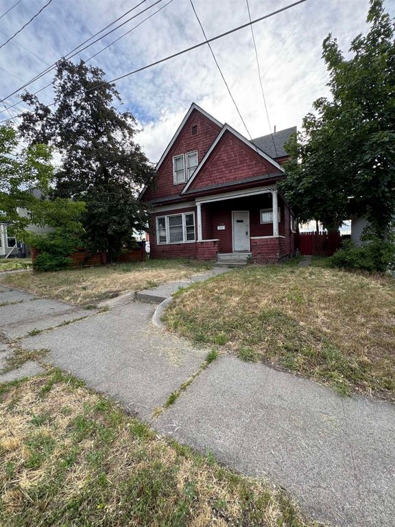 1220 N Madison St, Spokane, WA 99201