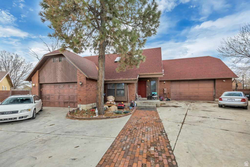 9660 S STORNOWAY CIR, South Jordan, UT 84009 — exterior