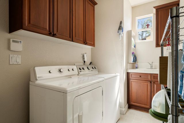 2066 Summer Dr, El Dorado Hills, CA 95762