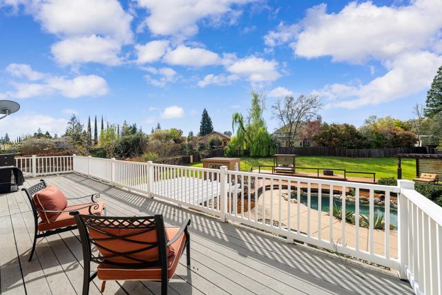 2066 Summer Dr, El Dorado Hills, CA 95762