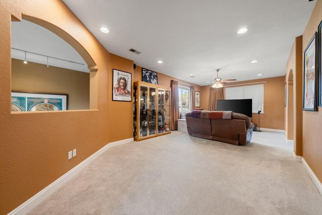 2066 Summer Dr, El Dorado Hills, CA 95762