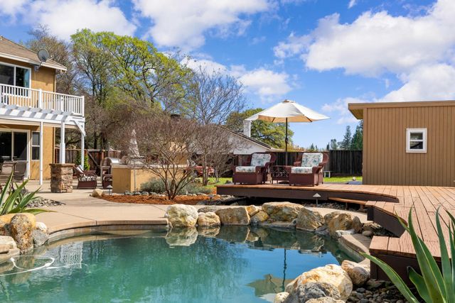 2066 Summer Dr, El Dorado Hills, CA 95762