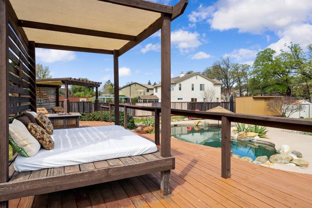 2066 Summer Dr, El Dorado Hills, CA 95762