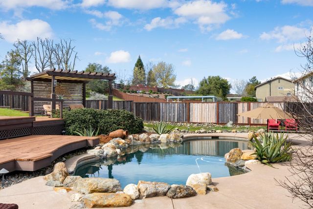 2066 Summer Dr, El Dorado Hills, CA 95762