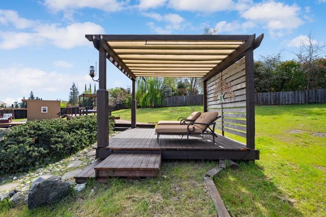 2066 Summer Dr, El Dorado Hills, CA 95762