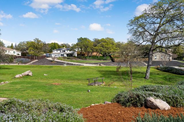 2066 Summer Dr, El Dorado Hills, CA 95762