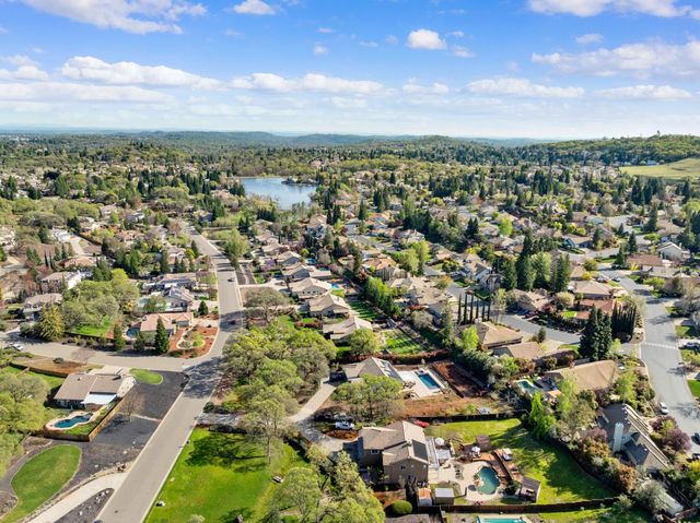 2066 Summer Dr, El Dorado Hills, CA 95762