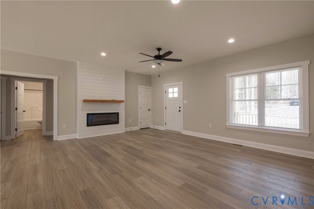 2223 Ridge Rd, Arvonia, VA 23004