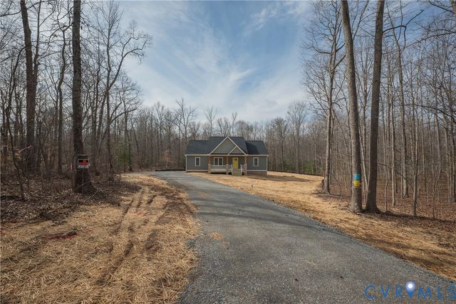 2223 Ridge Rd, Arvonia, VA 23004