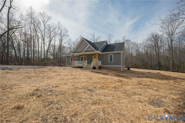 2223 Ridge Rd, Arvonia, VA 23004
