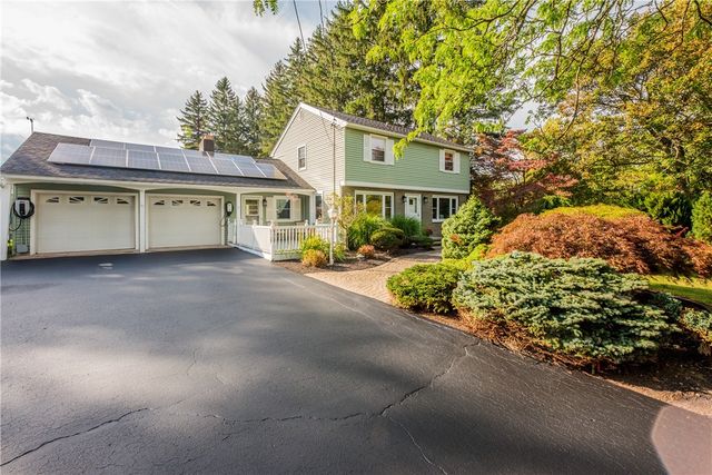 151 Salt Road, Webster, NY 14580